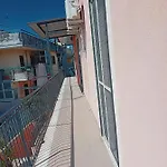 Mary House Nyaraló